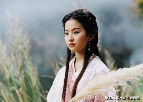 吃瓜鹅娱乐速报赵灵儿,吃瓜鹅娱乐速报中的神秘女主角