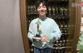 吃瓜娱乐陈立农,揭秘娱乐圈幕后故事